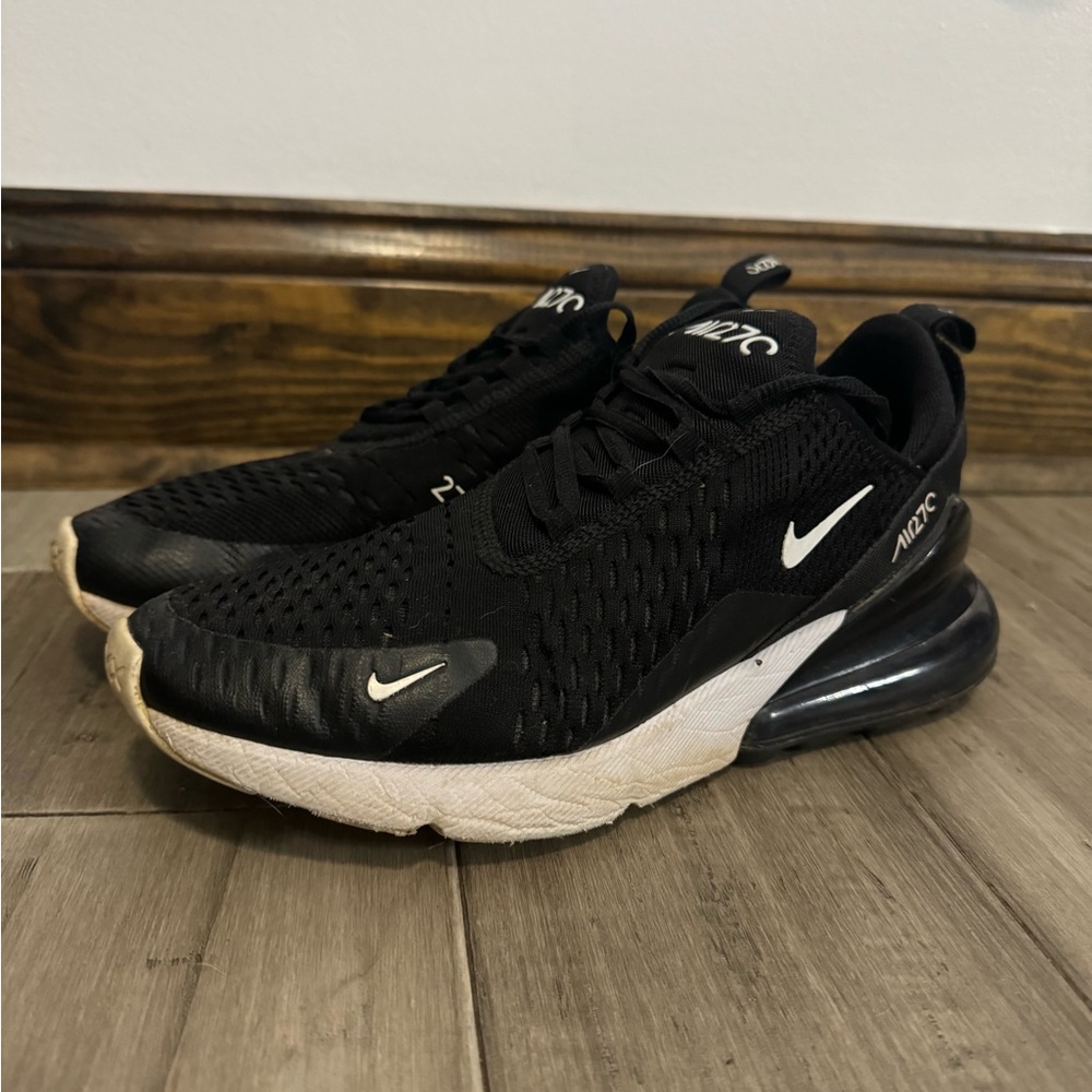 These are black and white air max. They are a size 9.